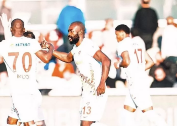 Stéphane Bahoken toujours d’attaque !