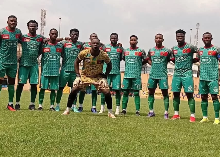 Elite One : Canon et Coton se neutralisent