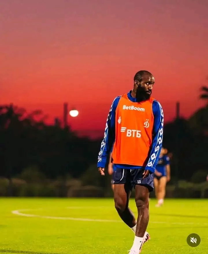 Dynamo Moscou : Moumi Ngamaleu prêt pour la nouvelle saison 2 Dynamo Moscou : Moumi Ngamaleu prêt pour la nouvelle saison