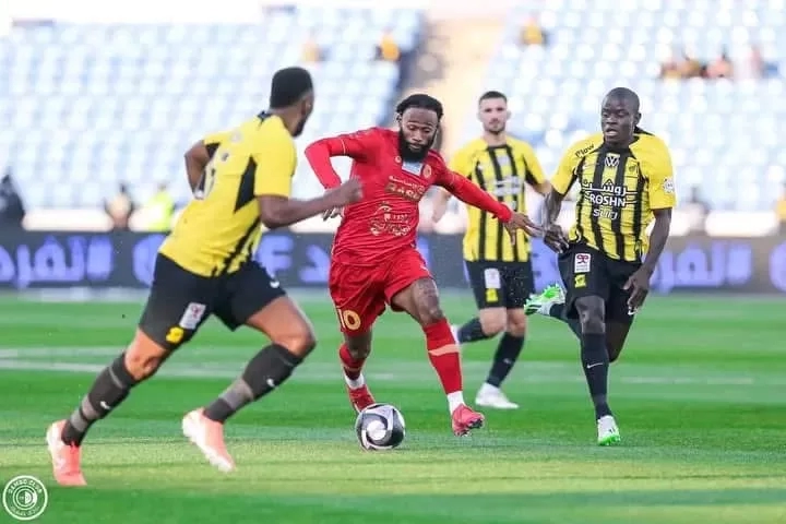 SPL : Nkoudou brille et offre la victoire à Damac