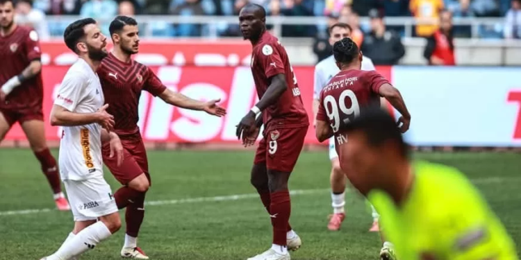Hatayspor s’enfonce malgré un nouveau but d’Aboubakar