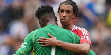 Leny Yoro : « André Onana a eu une grande carrière »