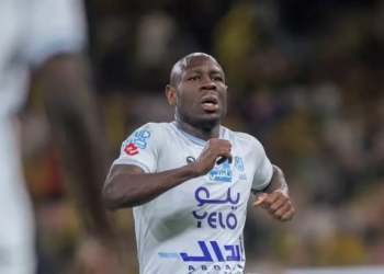 SPL : Bassogog évite une défaite à Al Okdhood