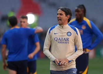 MUNICH, GERMANY - MAY 30: Simone Inzaghi Head coach of FC Internazionale reacts during the FC Internazionale training session ahead of the UEFA Champions League Final 2025 between Paris Saint-Germain and FC Internazionale Milano at Munich Football Arena on May 30, 2025 in Munich, Germany. (Photo by Jonathan Moscrop/Getty Images)