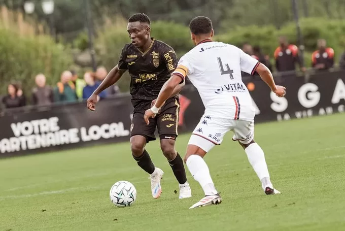 La nouvelle masterclass d’Arthur Avom face à Lorient