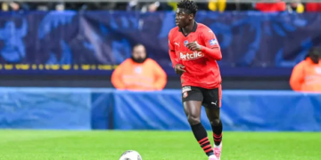 Stade Rennais : Habib Beye séduit par les qualités de Mohamadou Nagida