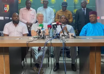 Kombi Mouelle, Ministre des sports, surpris par la “prétendue démission de Marc Brys”