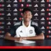 Enzo Kana Biyik signe à Manchester United et est prêté en Suisse