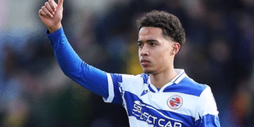 League One : Ben Elliott marque des points d’entrée