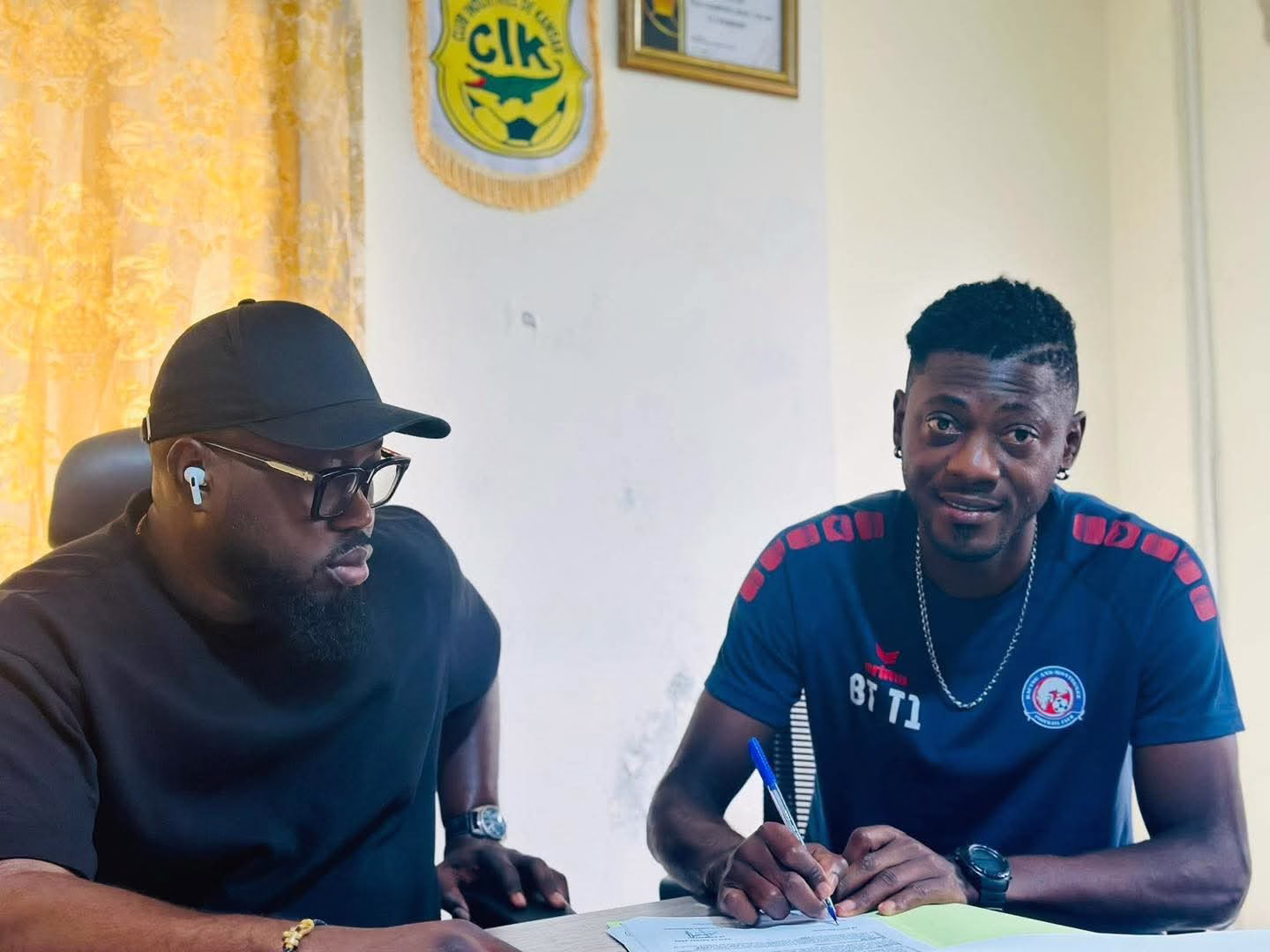 Junior Kemajou quitte Bamboutos FC et rejoint le CI Kamsar en Guinée Junior Kemajou quitte Bamboutos FC et rejoint le CI Kamsar en Guinée