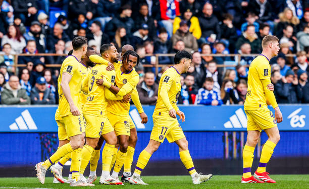 Ligue 1 : Mathis Amougou chute face à Frank Magri 