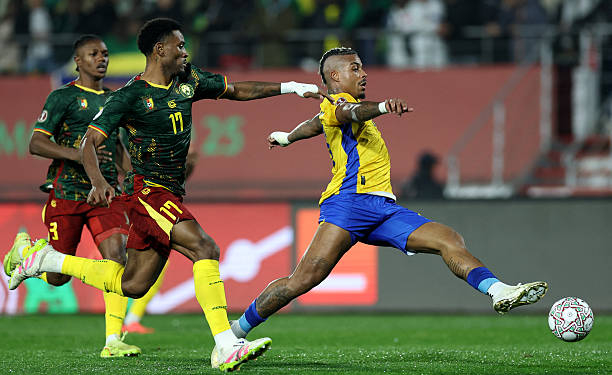 Cameroun-Gabon : Samuel Kotto taille patron