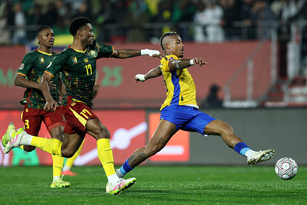 Cameroun-Gabon : Samuel Kotto taille patron