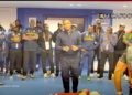 Samuel-Etoo-dans-les-vestiaires-apres-Cameroun-Maroc-