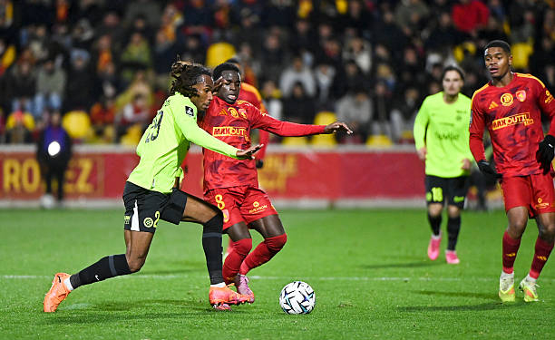 Ligue 2 : Wilitty Younoussa punit Simon Ngapandouetnbu 