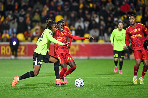 Ligue 2 : Wilitty Younoussa punit Simon Ngapandouetnbu 