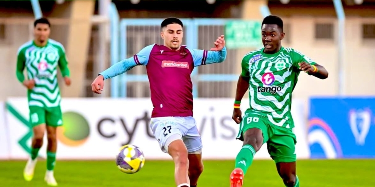 Chypre : Collins Fi Akamba marque des points !