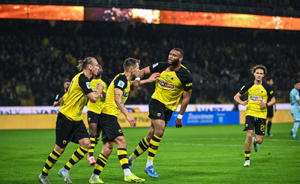 Grèce : Harold Moukoudi offre la victoire à AEK Athènes