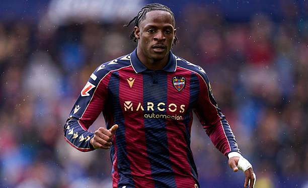 Liga : Karl Etta Eyong dans le doute