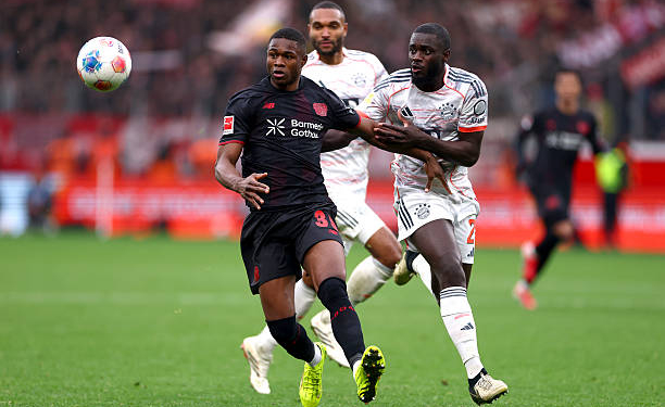 Bundesliga : Kofane et Leverkusen tiennent tête au Bayern Munich