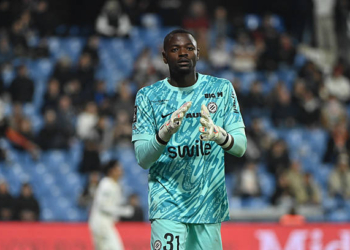 Ligue 2 : Simon Ngapandouetnbu impressionnant face à Grenoble