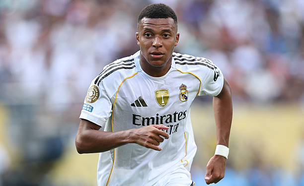 Un supporter du PSG à Mbappé : « t’étais pressé, t’as raté l’histoire »