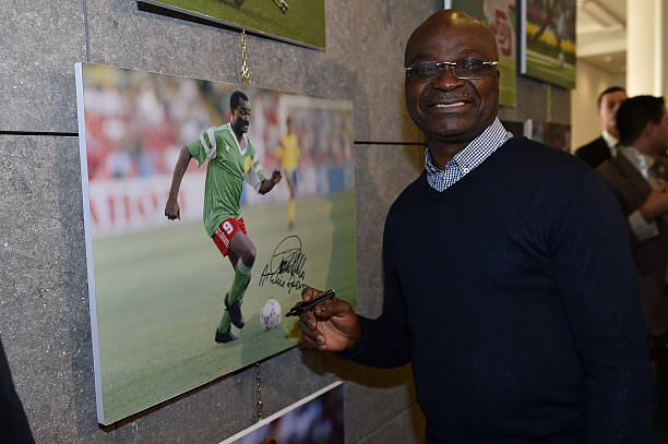 Dernière minute : Roger Milla porté à la tête de la  »fondation Fécafoot »