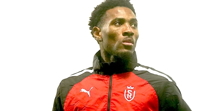 Samuel Kotto, la trouvaille des Lions, bon seulement pour la Ligue 2 de France