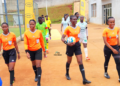 Aigle – Coton Sport : les arbitres ovationnés à la fin du match !