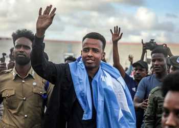 CDM 2026 : refoulé des Etats-Unis, Omar Artan reçu en héro en Somalie !
