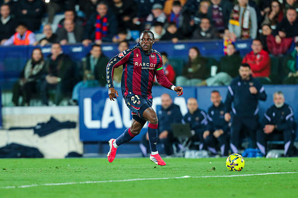 Mercato : Karl Etta Eyong dans le viseur de plusieurs clubs anglais