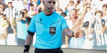Mexique  – Afrique du Sud : Wilton Sampaio au sifflet !