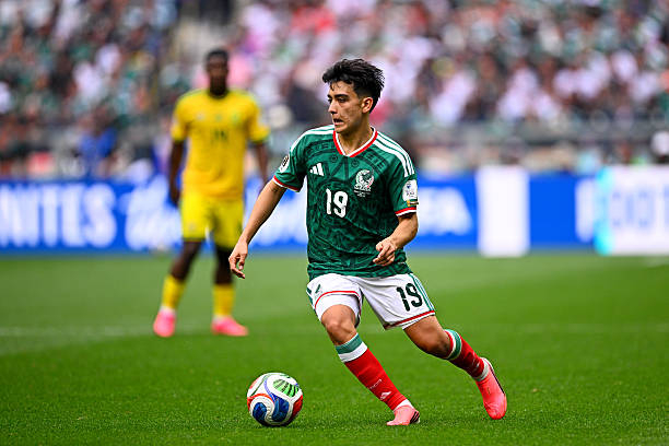 CDM 2026 : qui est Gilberto Mora, le plus jeune joueur de la compétition ?