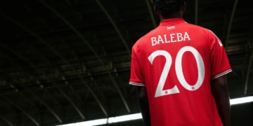 Carlos Baleba different