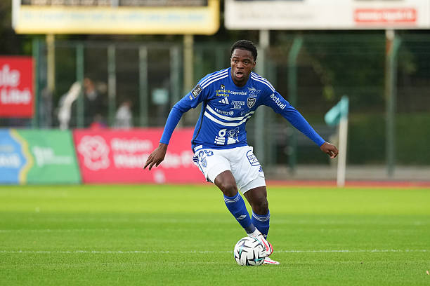 Ligue 3 : Loïc Etoga et Villefranche coulent lors de leur première sortie