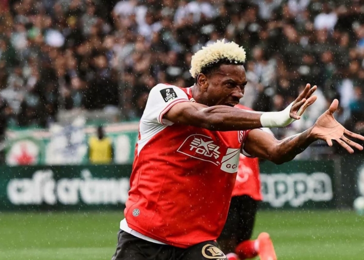 Ligue 2 : Samuel Kotto Buteur, Reims pulvérise Red Star