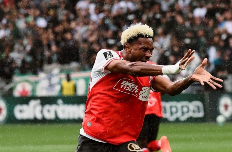 Ligue 2 : Samuel Kotto Buteur, Reims pulvérise Red Star