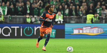 Ligue 2 : Enzo Tchato dans l’équipe type de la deuxième journée