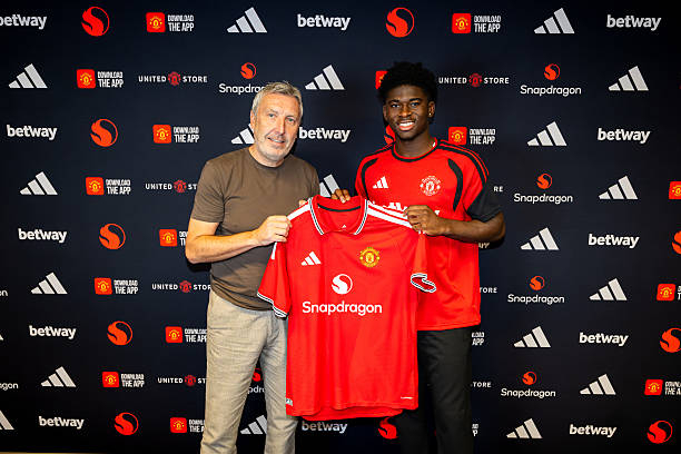 Carlos Baleba déjà dans ce top 10 de Manchester United !