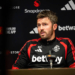 Michael Carrick sous le charme de Carlos Baleba