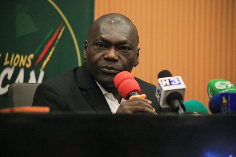 Les Ngombos Pagou – Eto&rsquo;o : cinq parcours qui ne se ressemblent pas