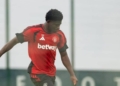 Manchester United : ça se précise pour Carlos Baleba