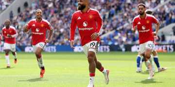 Bryan Mbeumo Manchester United celebrate son but contre Everton